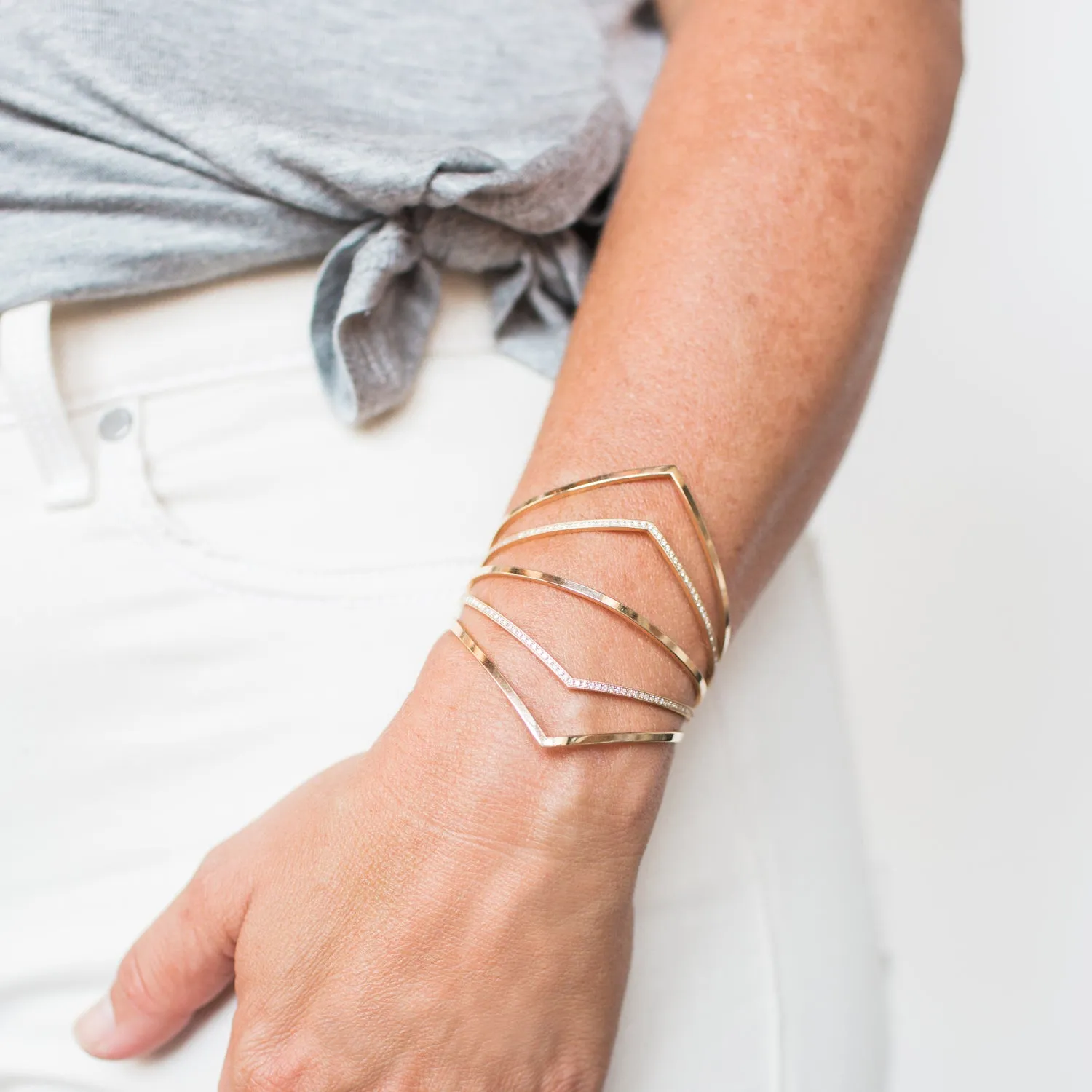 14k 5 Pointed Bar Cuff with Pavé Diamonds - SALE