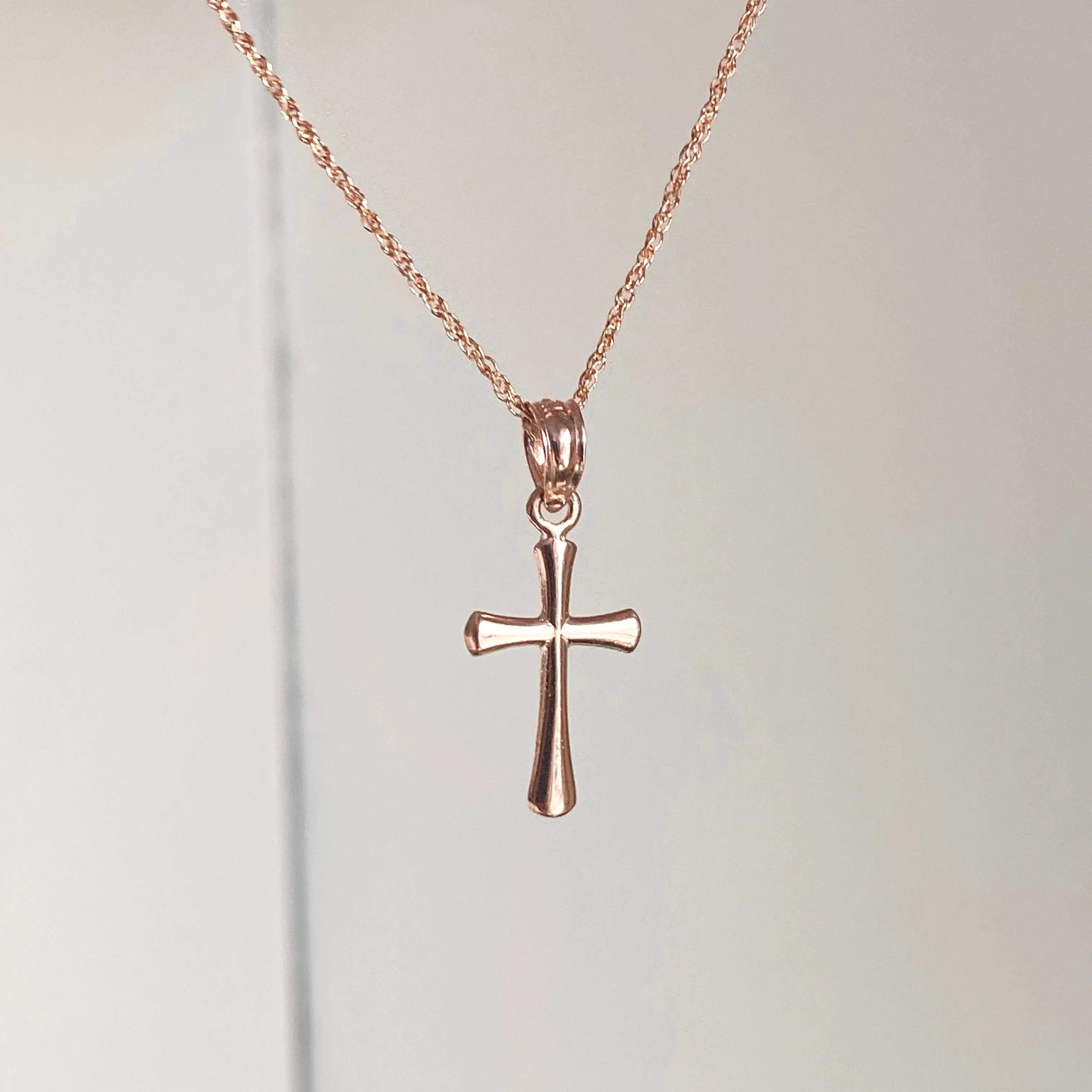 14KT Rose Gold Beveled Cross Pendant Chain Necklace