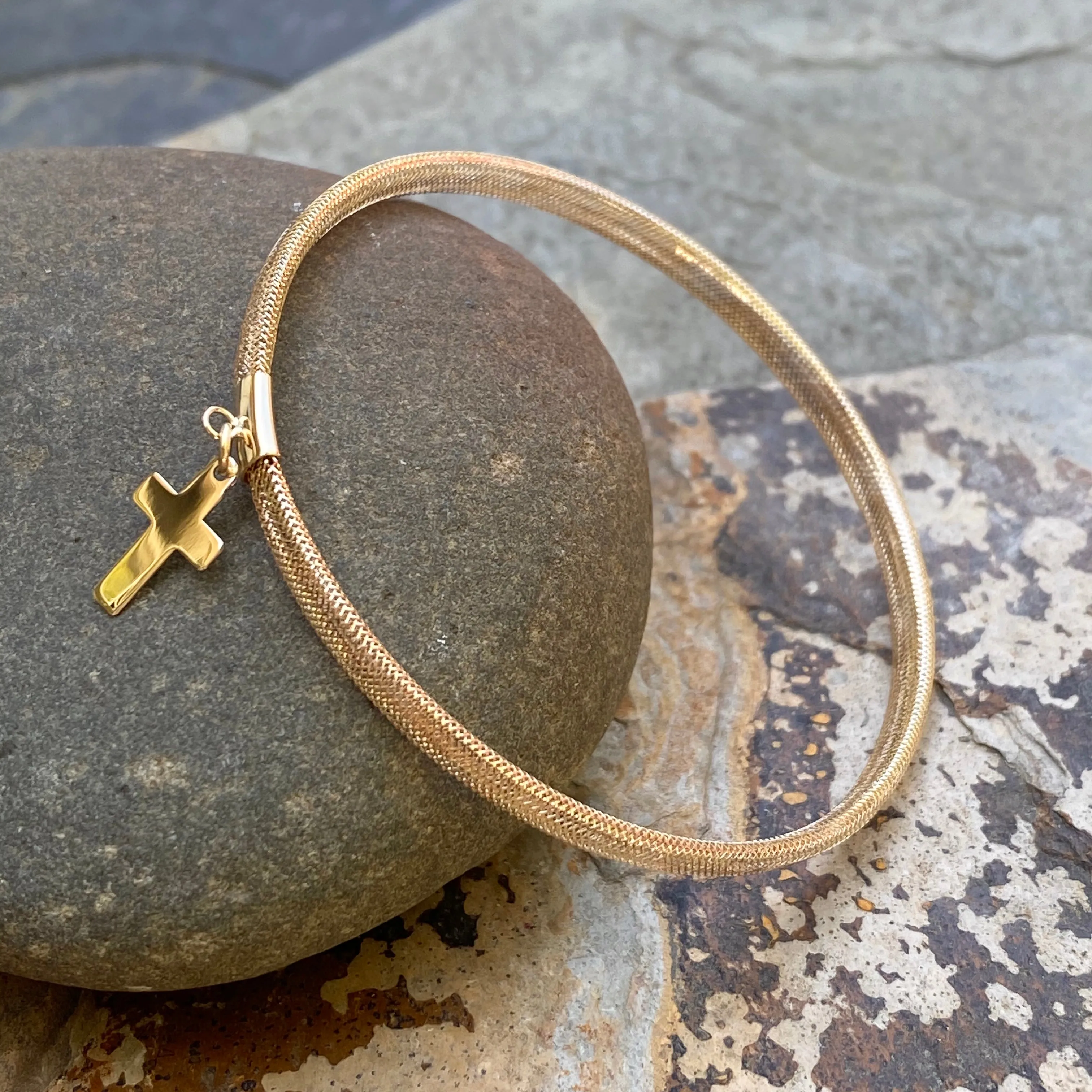 14KT Yellow Gold Mesh Stretch with Cross Charm Bangle Bracelet