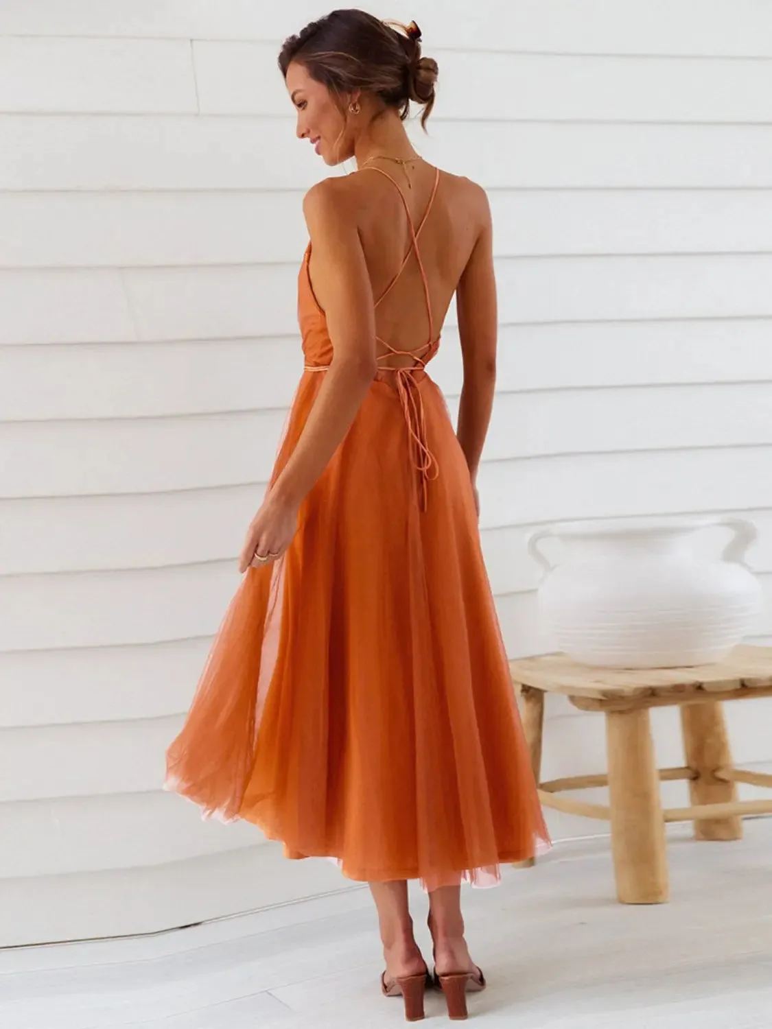 'Ari' Backless Crisscross Sleeveless Midi Dress