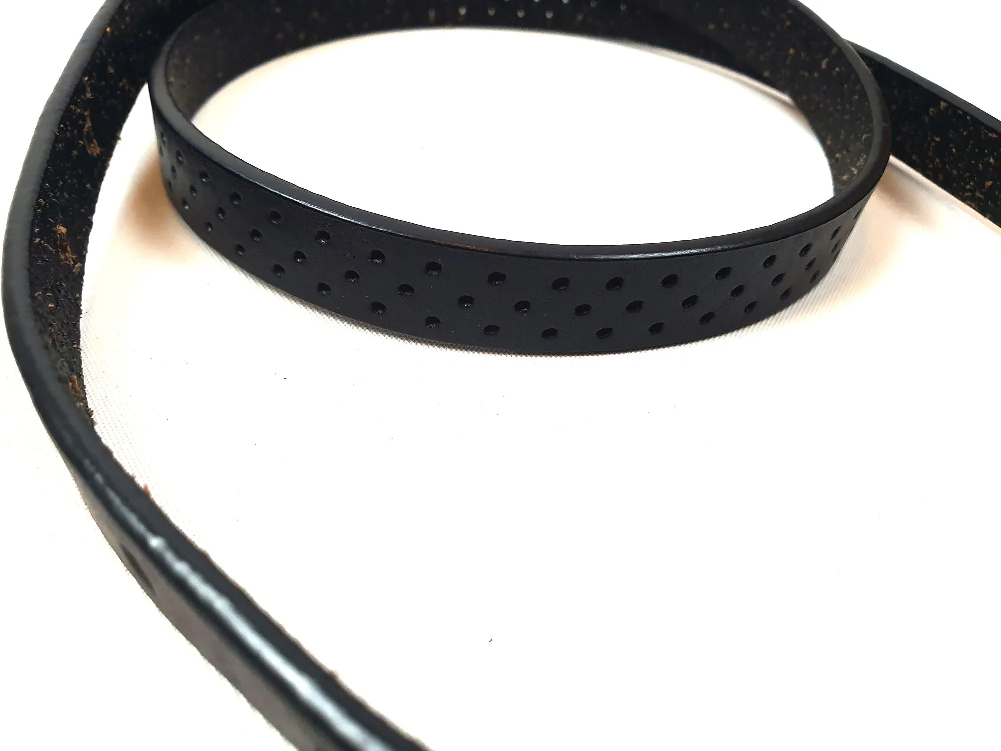 Black thin leather belt