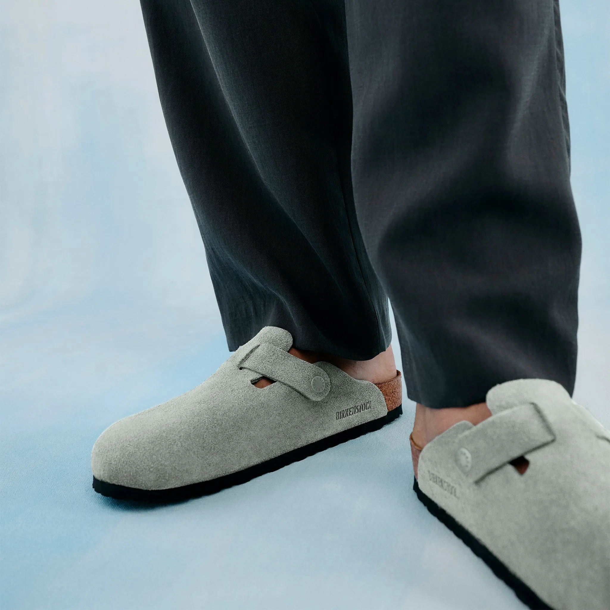 BOSTON SOFT - SAGE - SUEDE