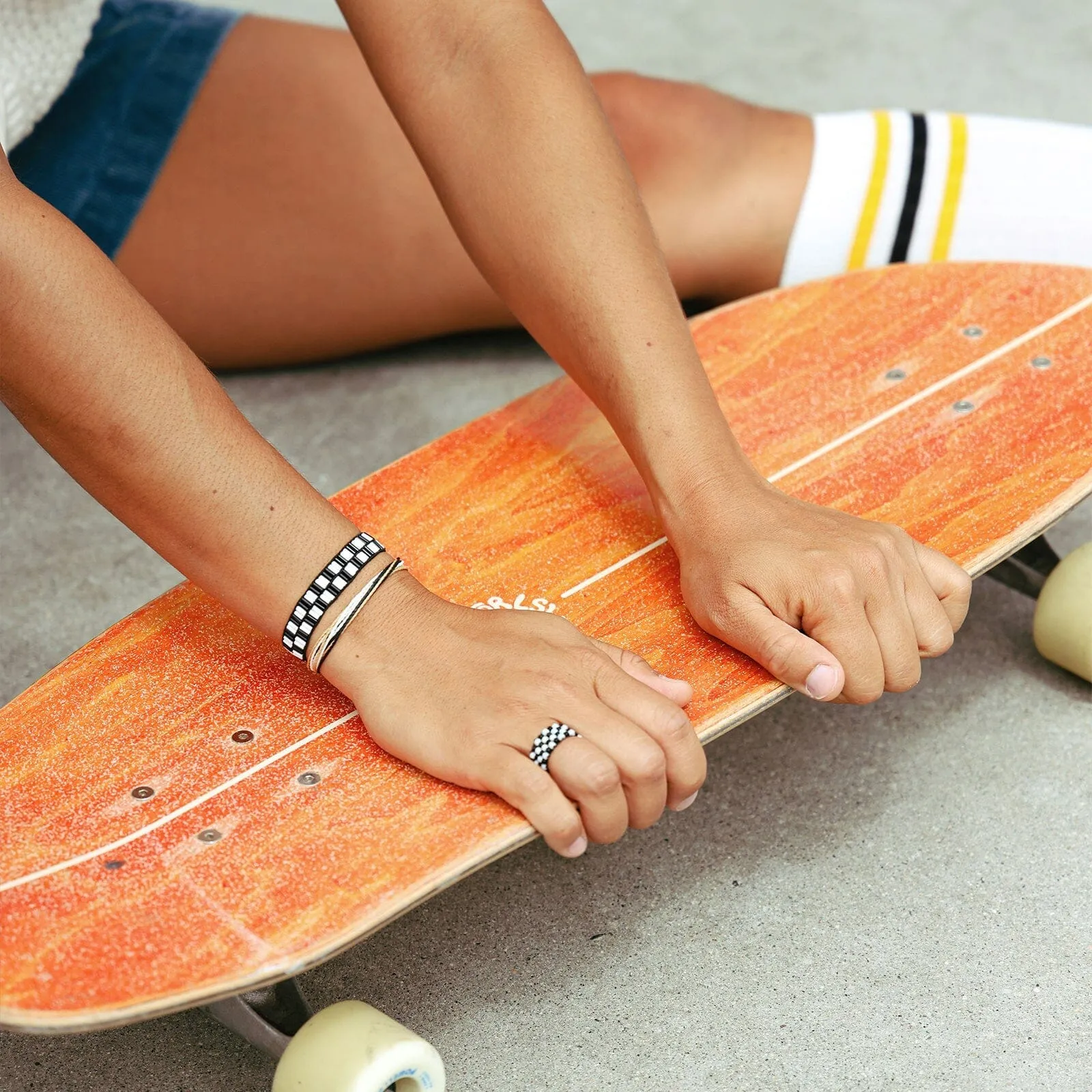 Checkerboard Bead Stretch Bracelet