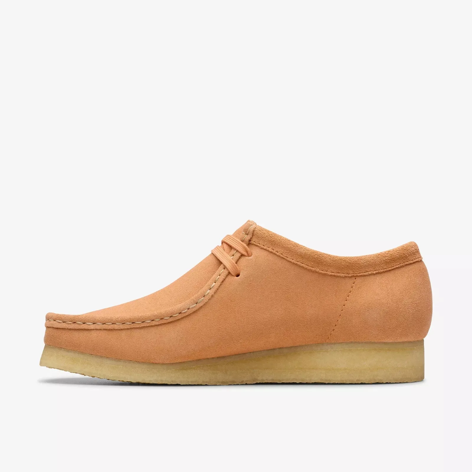 Clarks Men's Wallabee Pale Peach Suede 26181402