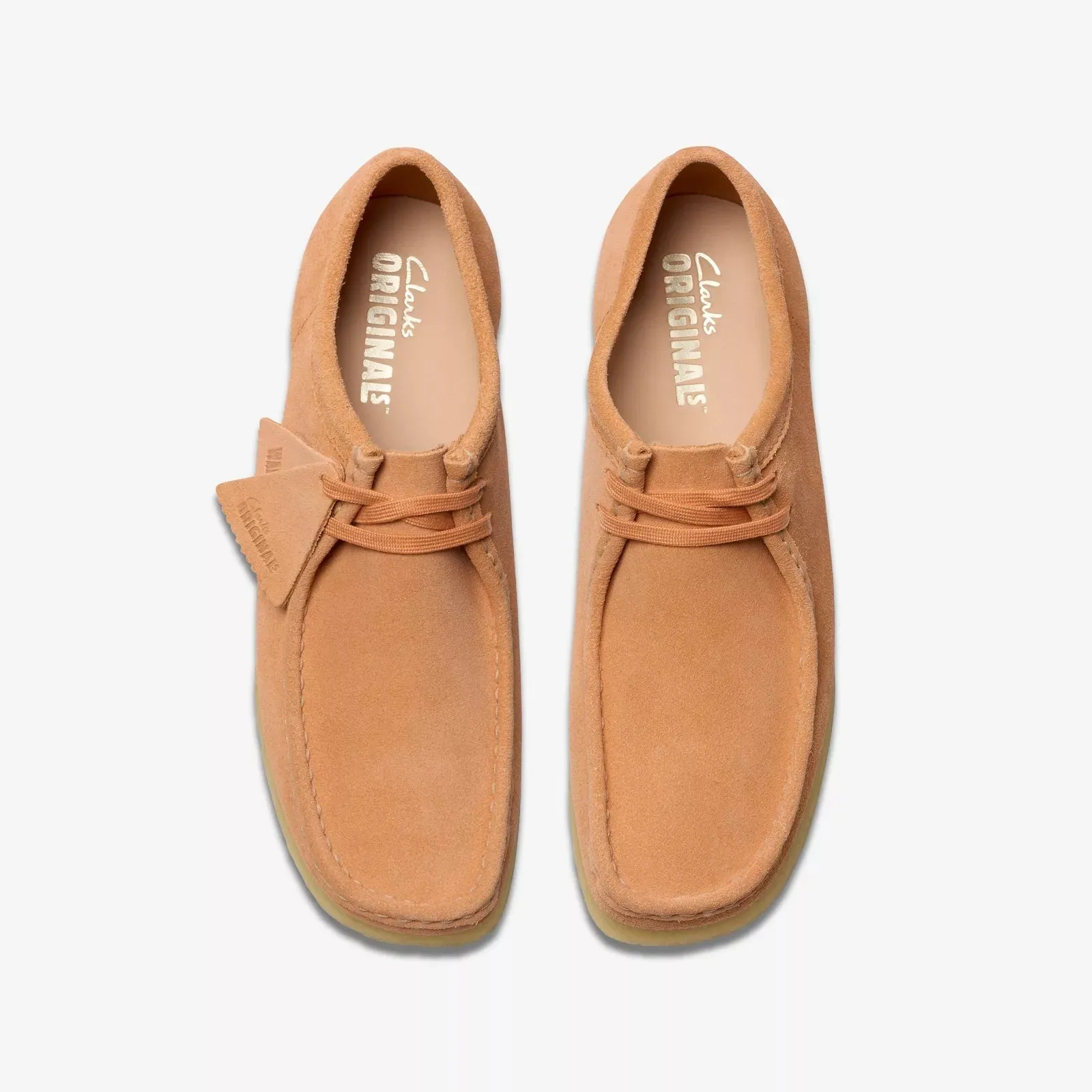 Clarks Men's Wallabee Pale Peach Suede 26181402