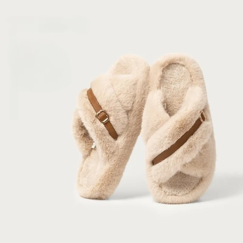 Cozy Luxe Slippers – Your Ultimate Winter Comfort!