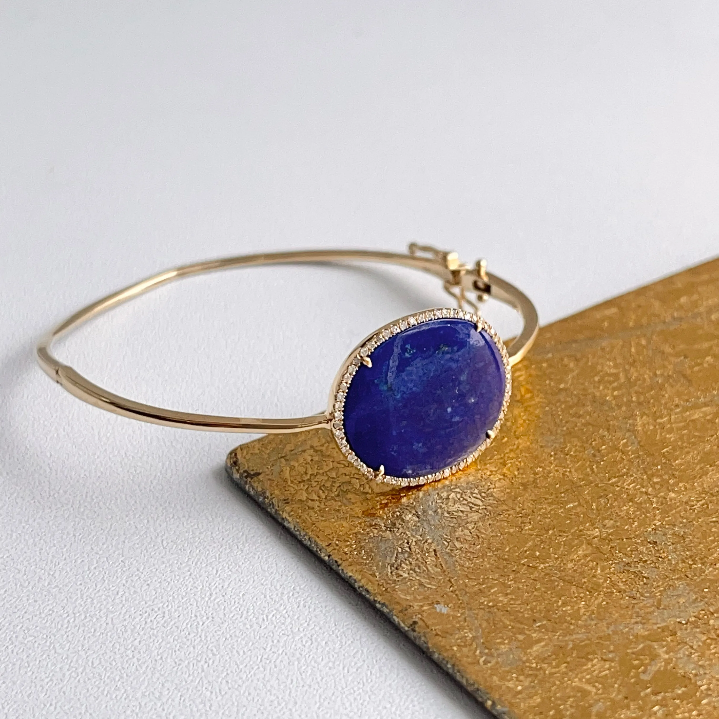 Estate 14KT Yellow Gold Oval Lapis Diamond Halo Bangle Bracelet