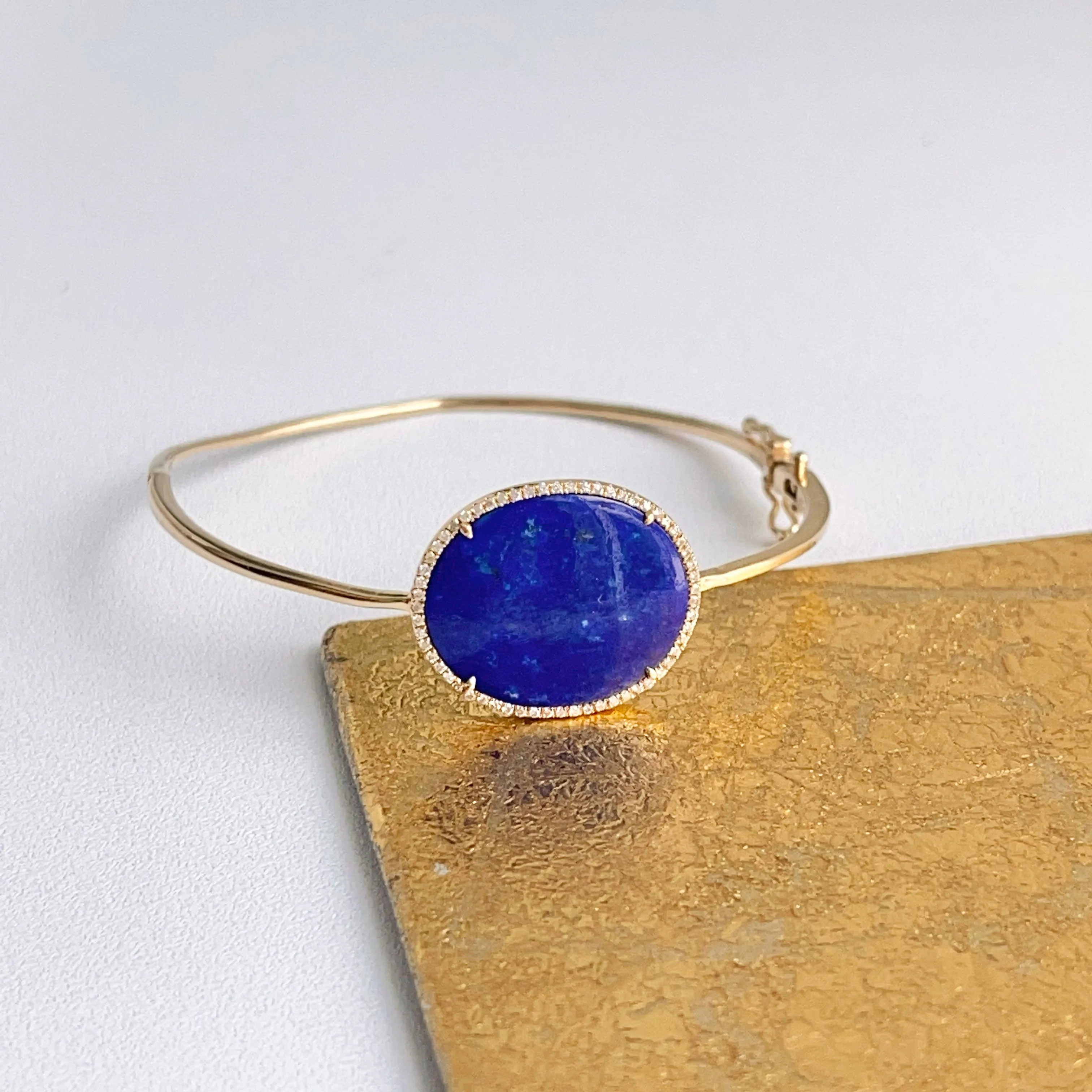 Estate 14KT Yellow Gold Oval Lapis Diamond Halo Bangle Bracelet