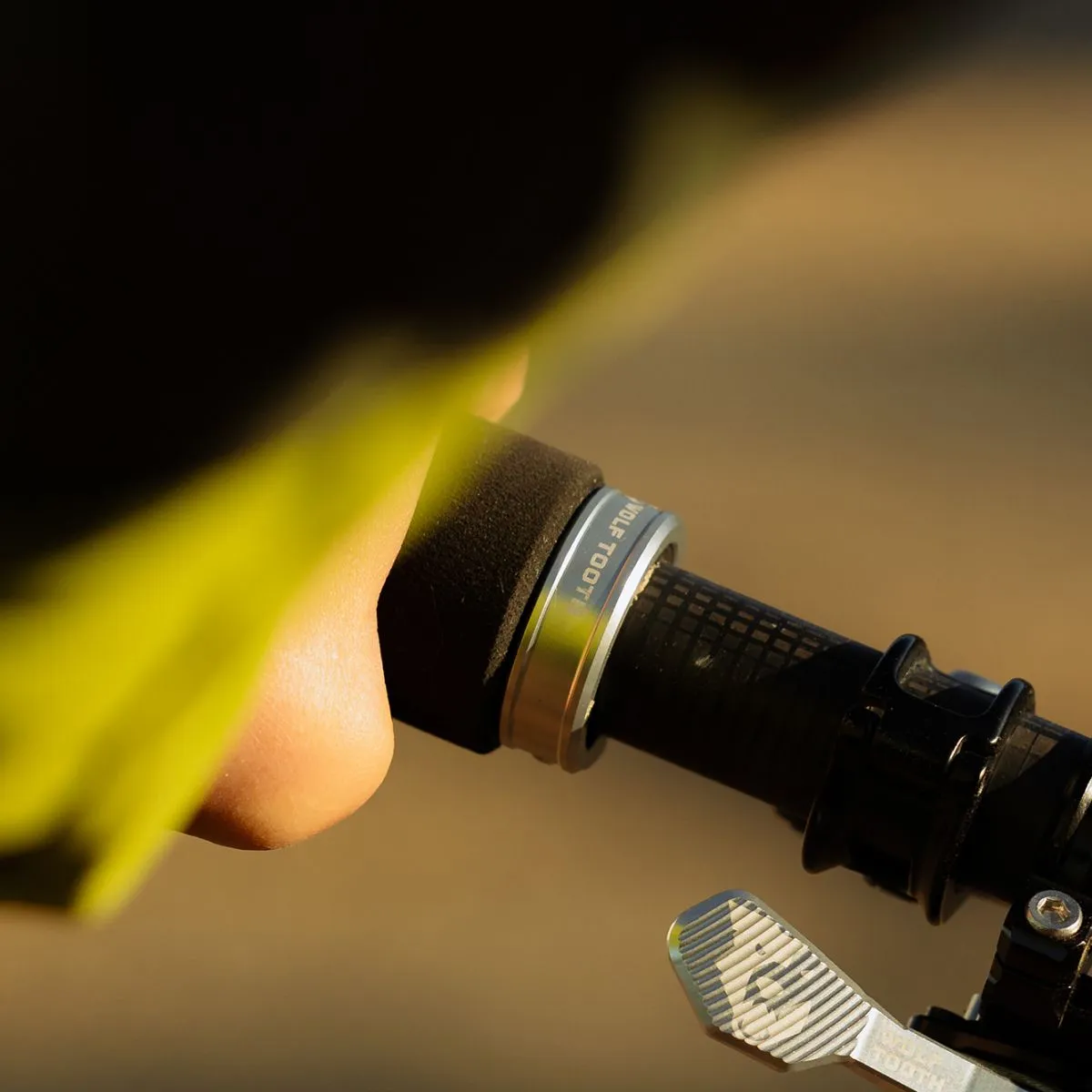 Fat Paw Lock On Grips