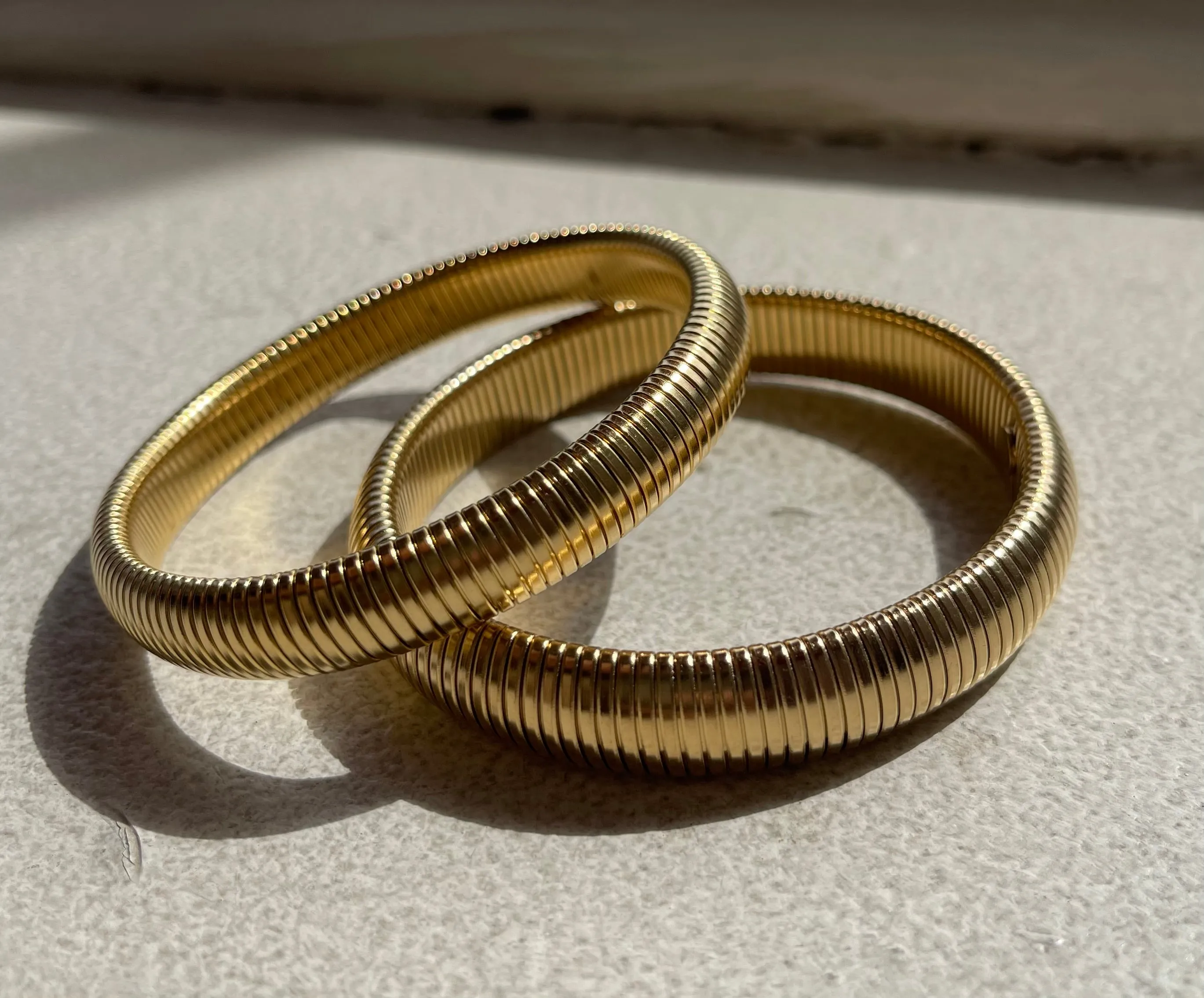 Macey Thin Stretch Bangle