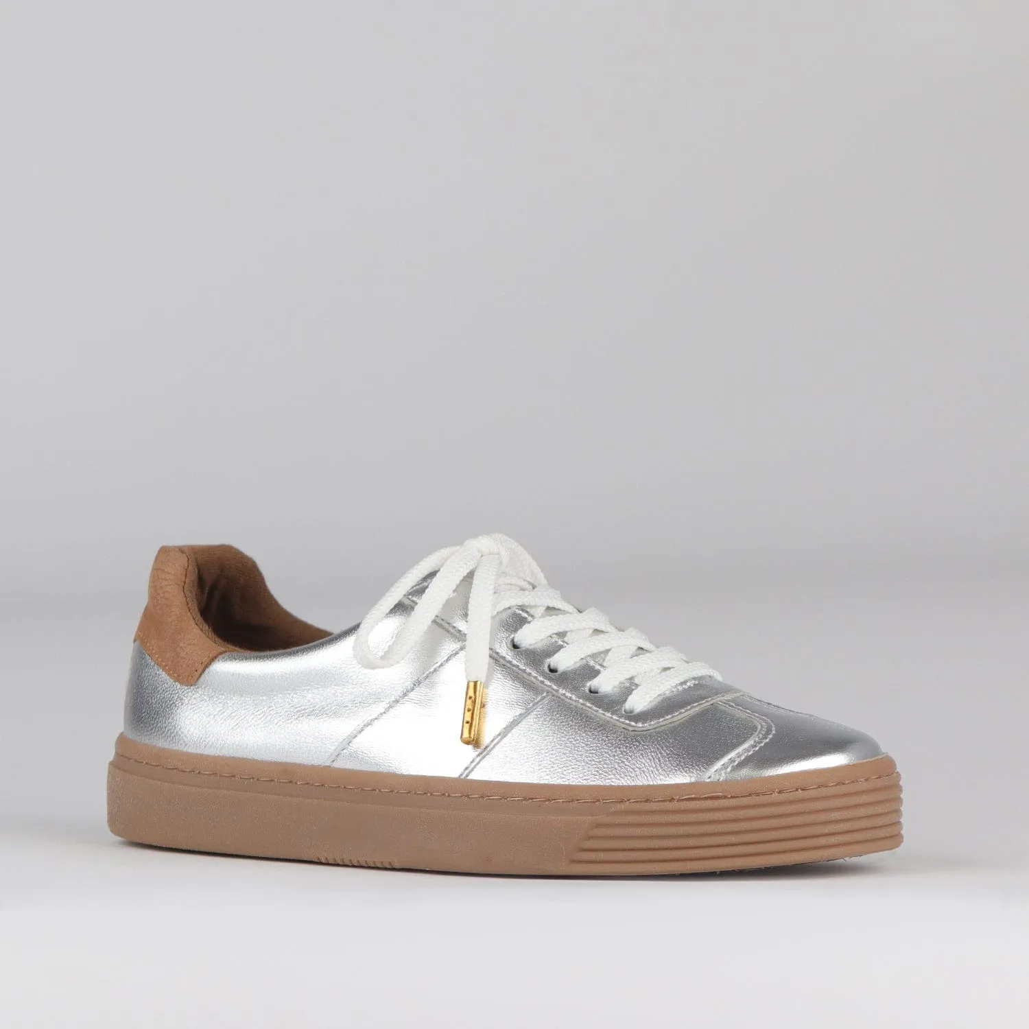 Retro Lace-up Sneaker in Silver Multi -12795