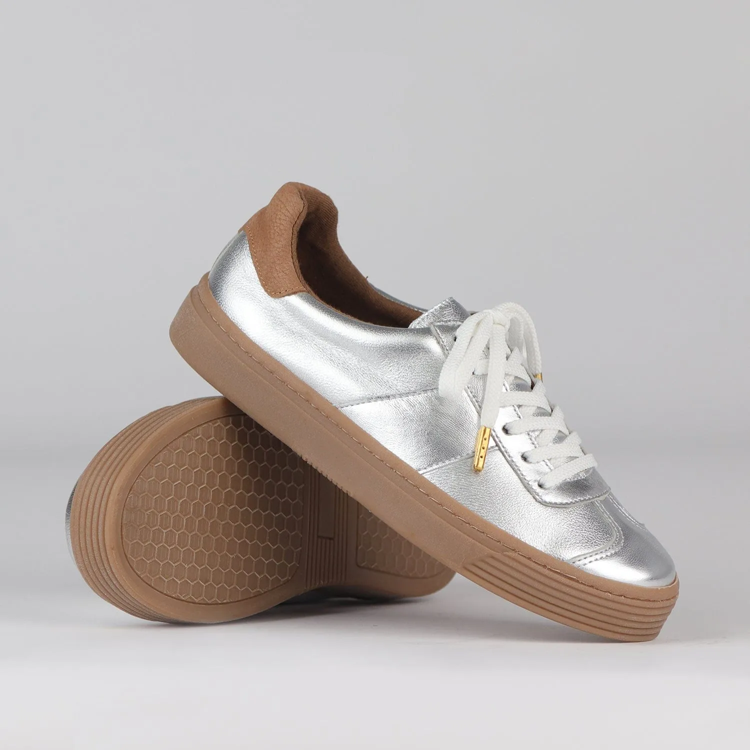 Retro Lace-up Sneaker in Silver Multi -12795