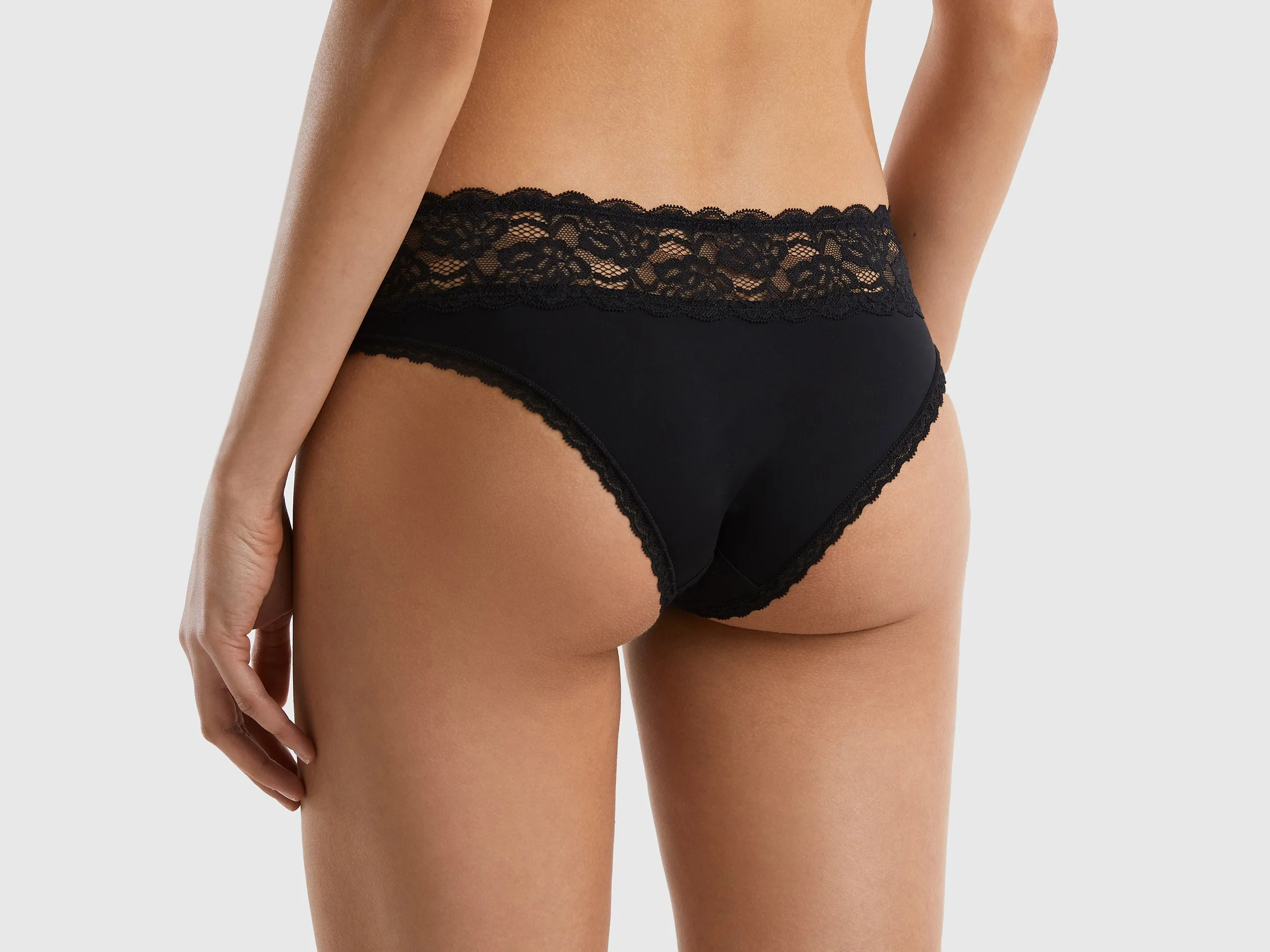 STRETCH UNDERWEAR WITH LACE