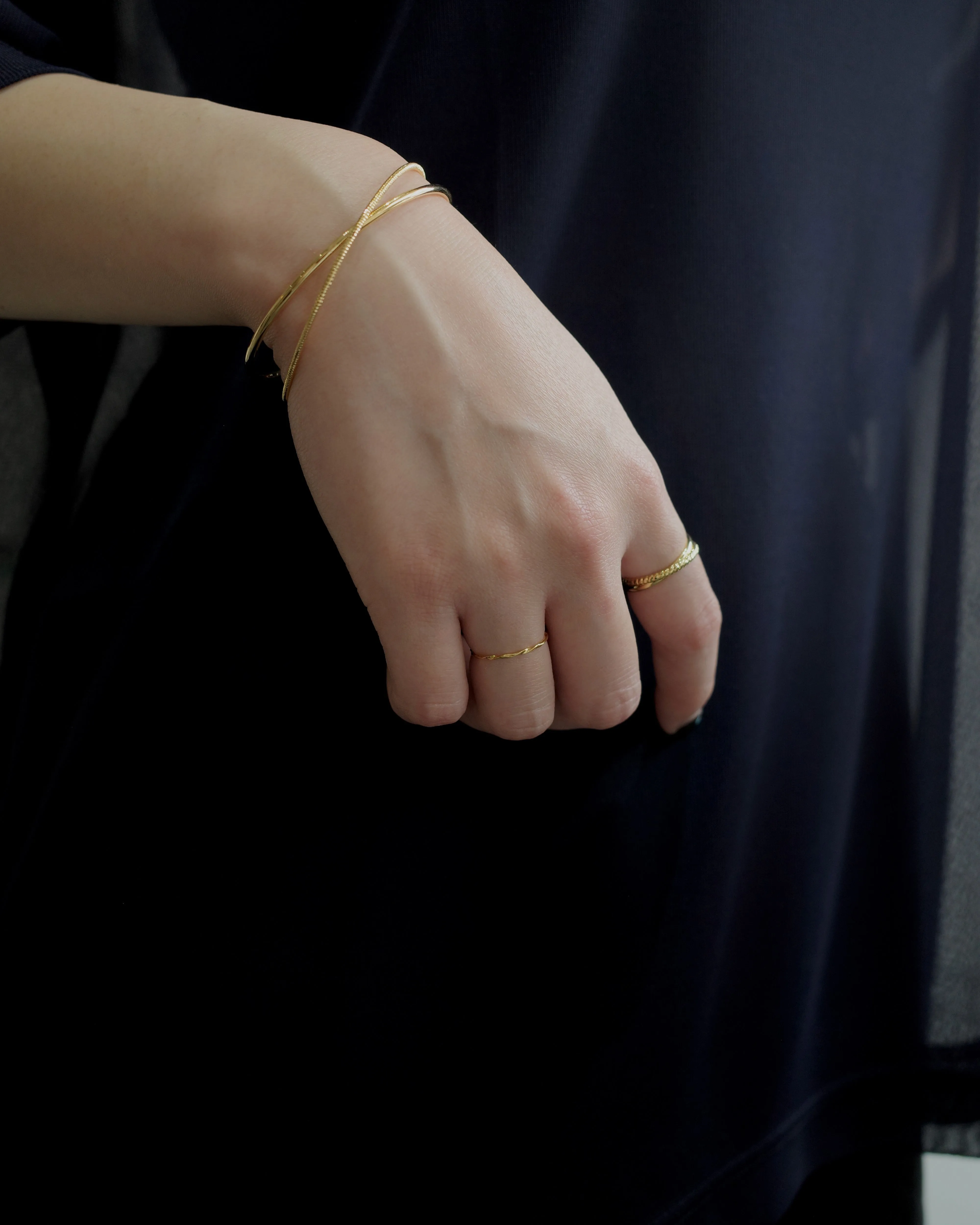 thin twist ring