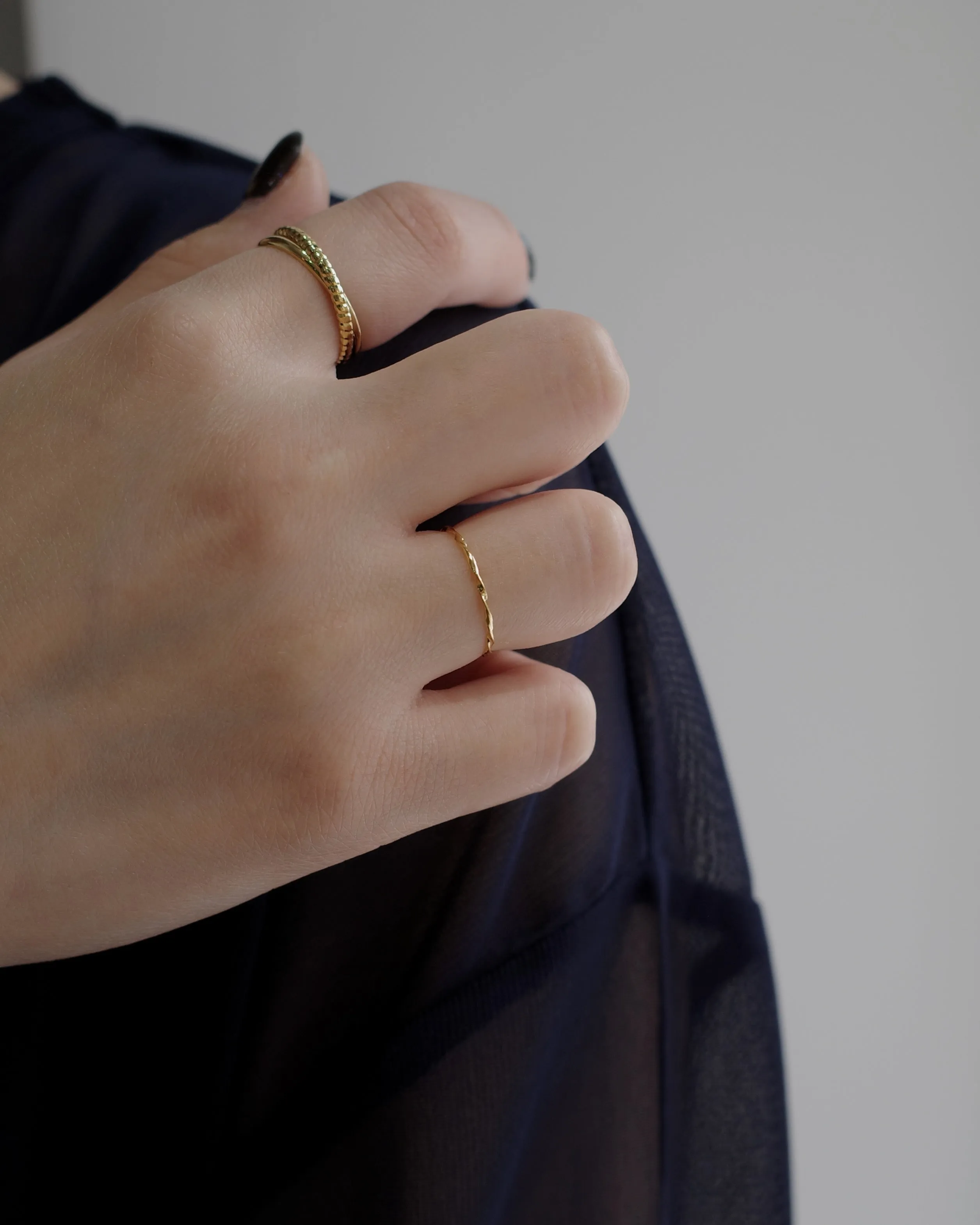 thin twist ring