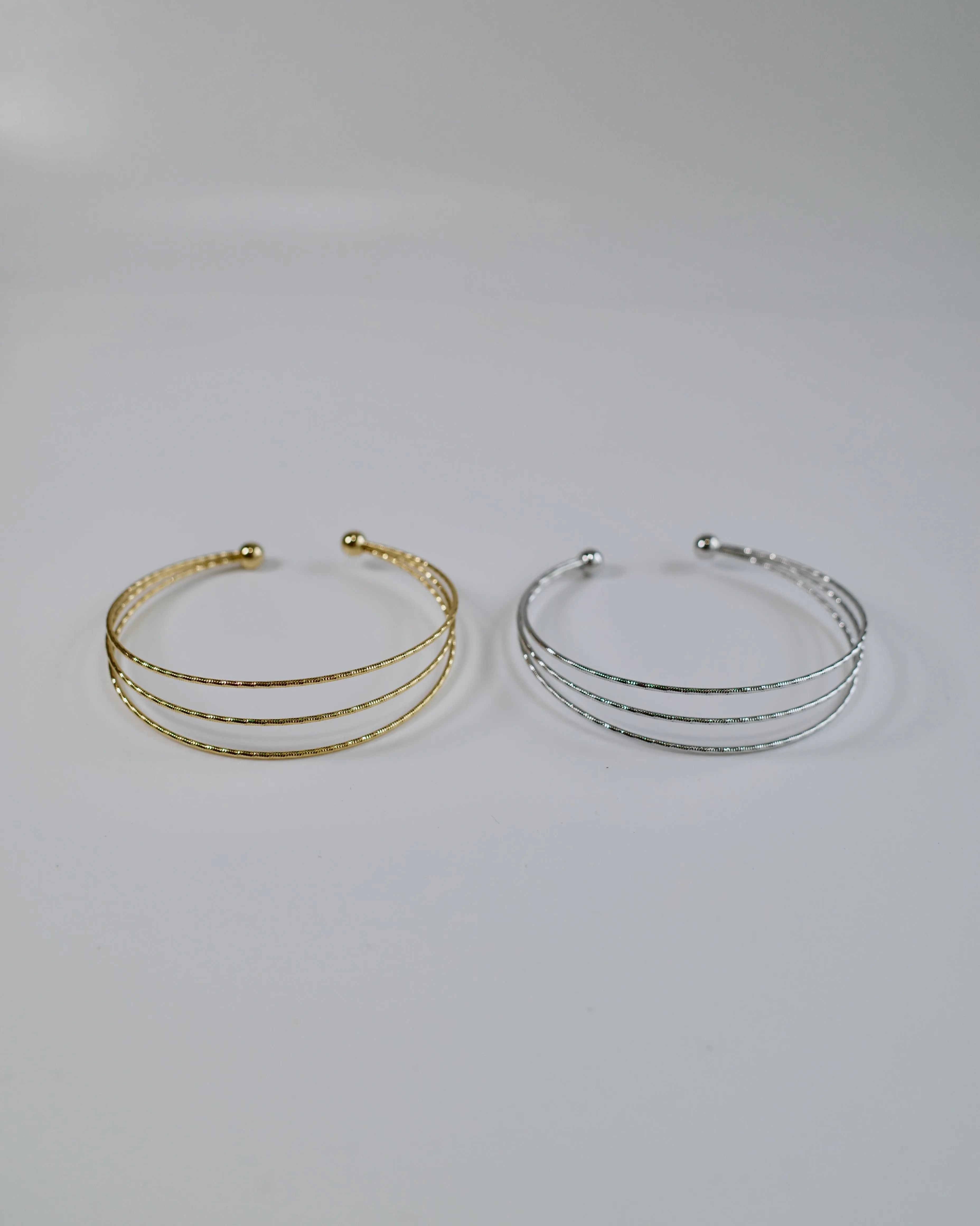 triple thin line bangle