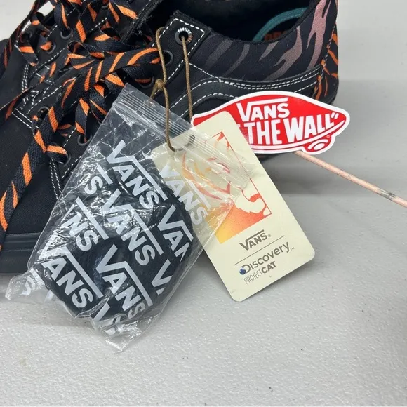 Vans x Discovery Inc Comfycush Project Cat Sneakers - Men's 9.5/Women's 11!
