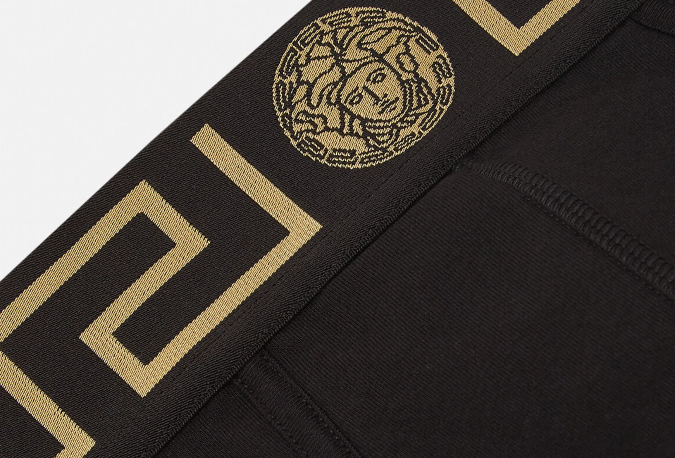 VERSACE 3 Pack Low Rise Slip Calzoncillos Briefs en Negro Greca Dorada