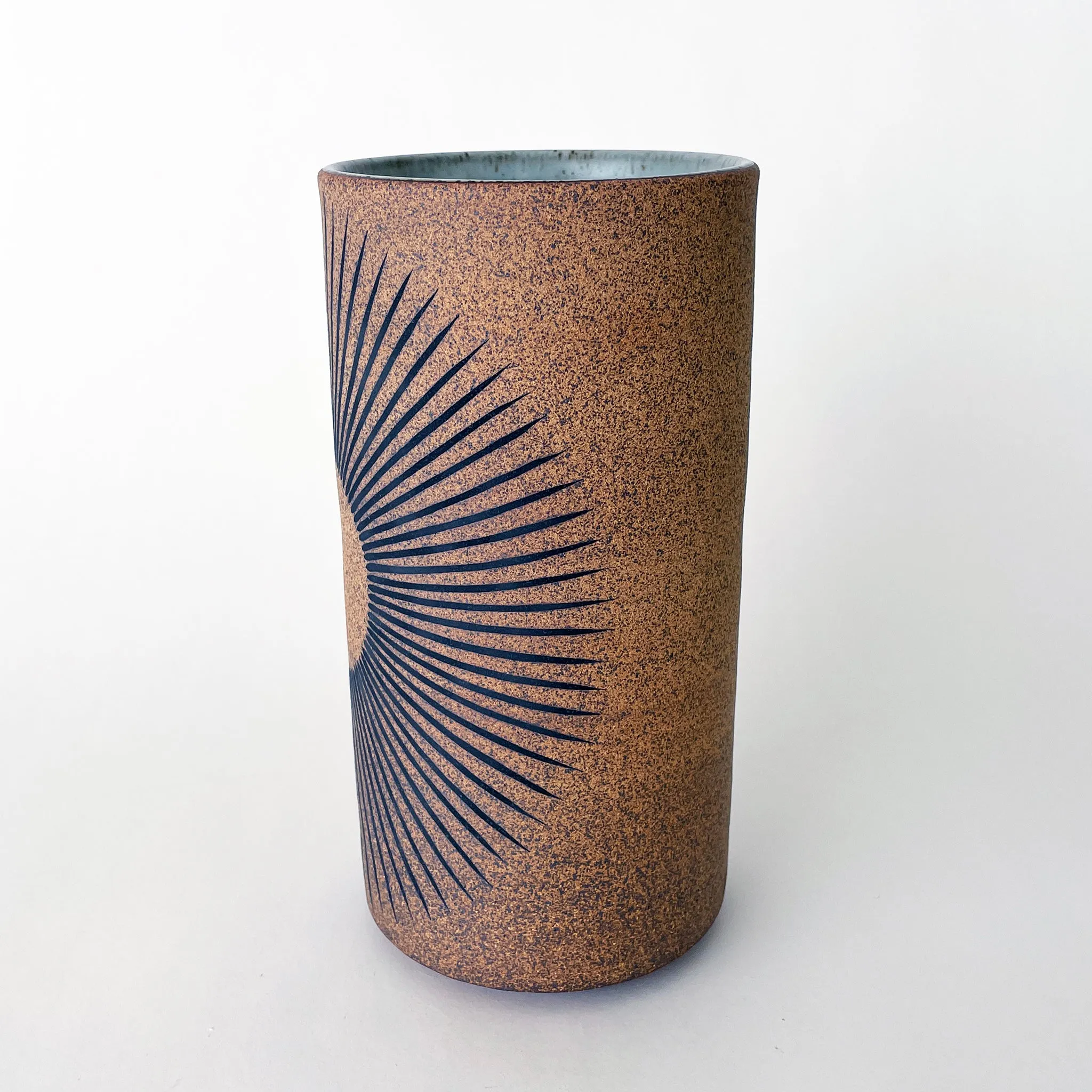Vessel Thin: Sun / Tucker