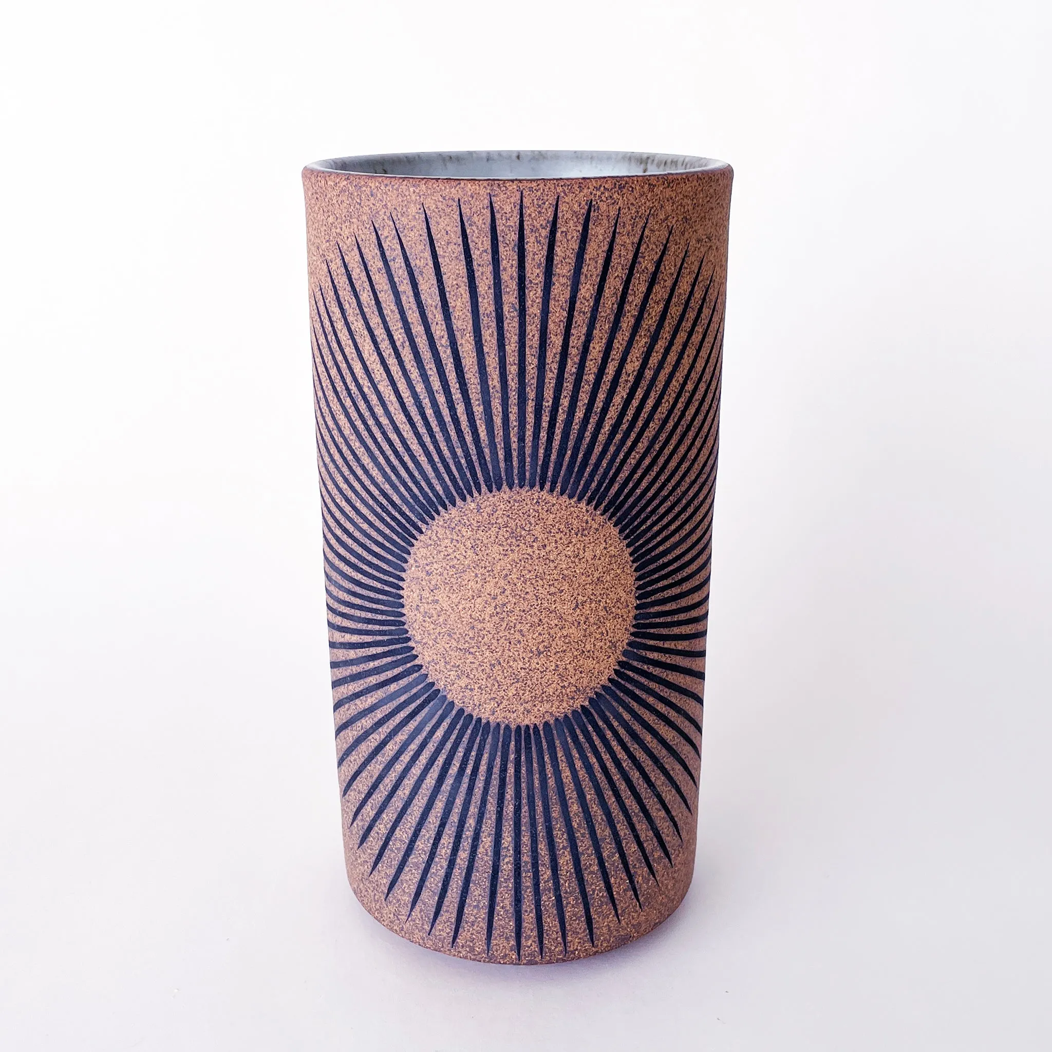 Vessel Thin: Sun / Tucker